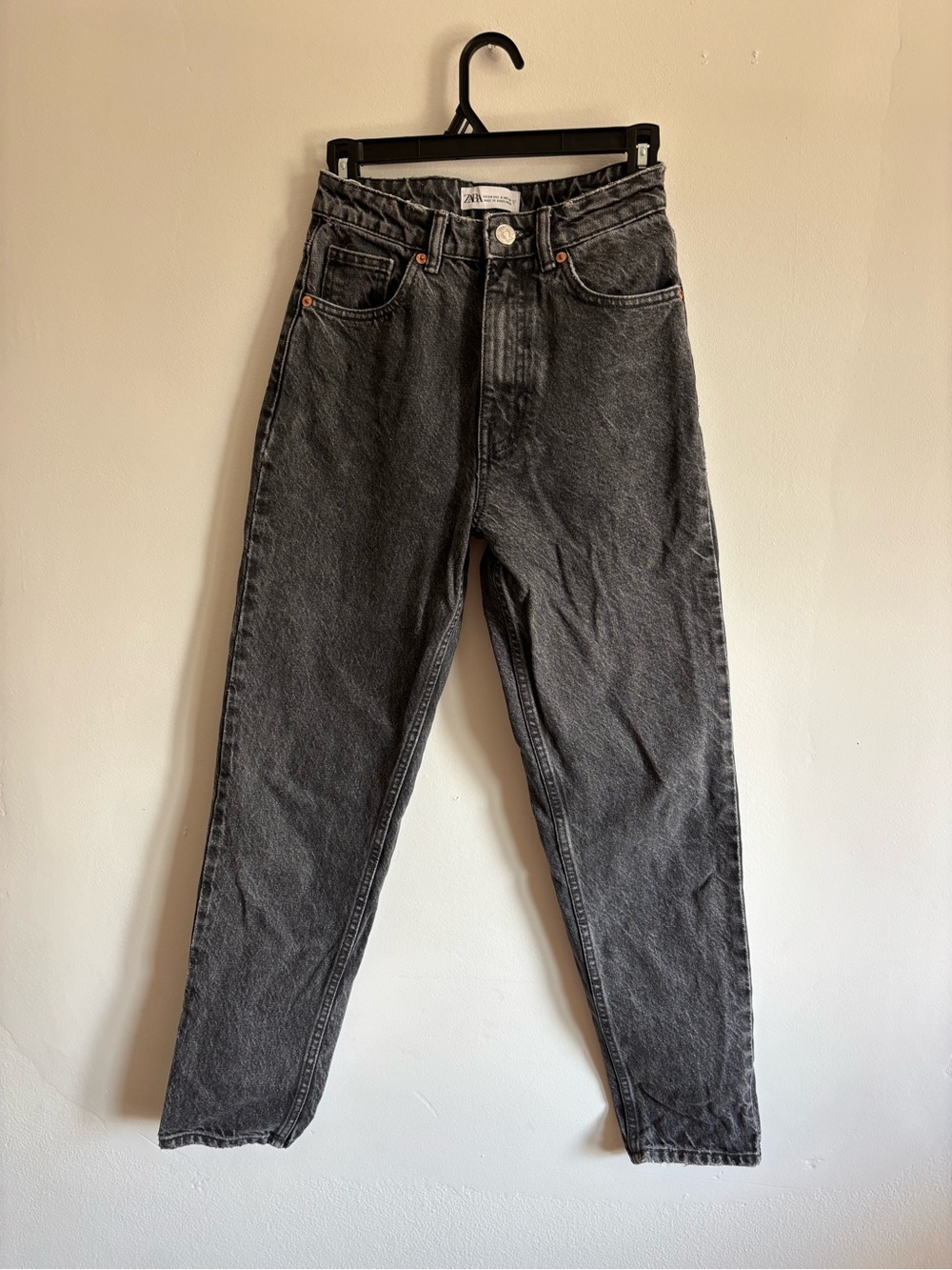 Zara High-Rise Washed Black Mom Jeans